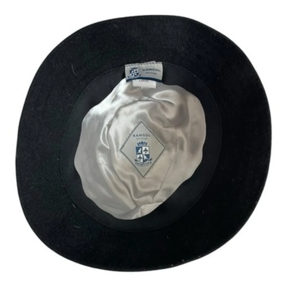 Kangol heritage black